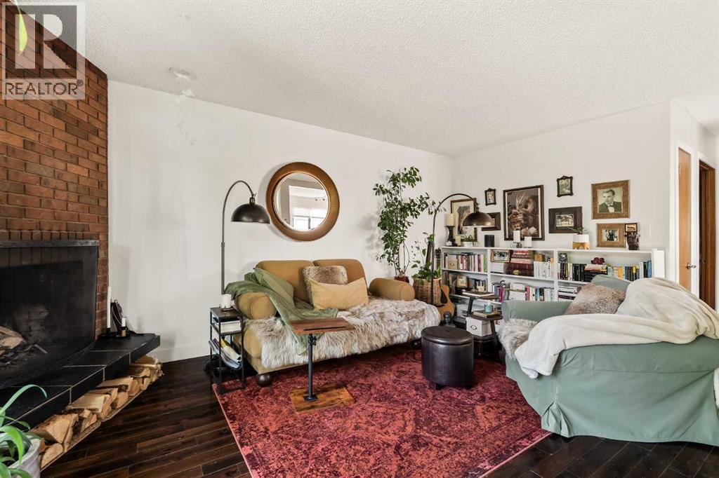 Multi-family House for Sale in  A Street SW Richmond Calgary 