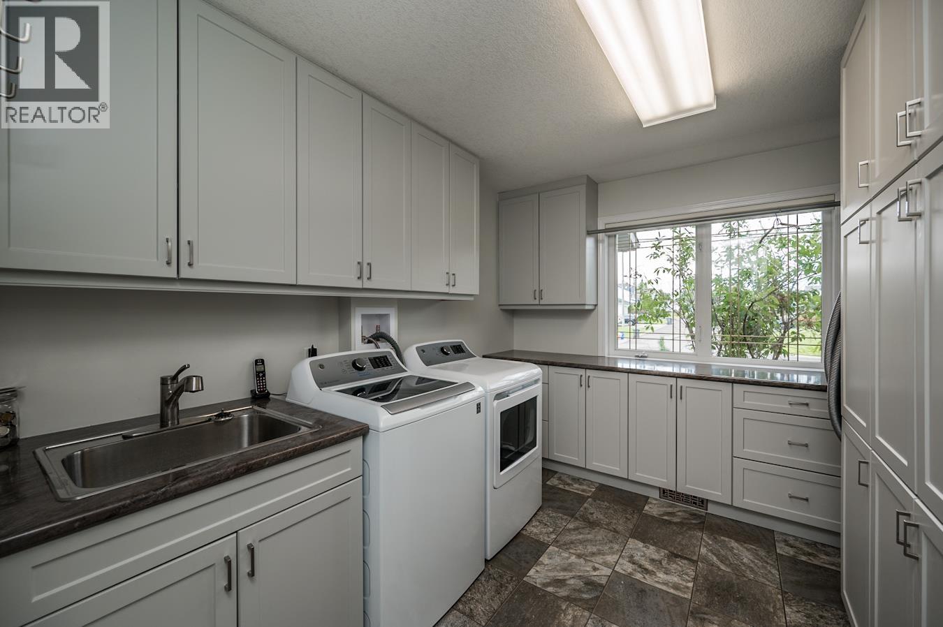 Photo 13 of 2500 Marleau Drive, Prince George BC