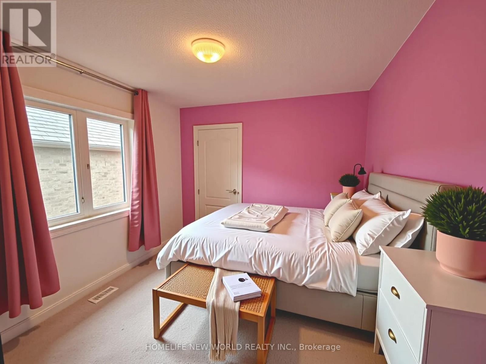 Photo 12 of 14 Temple Manor Road, Brampton ON