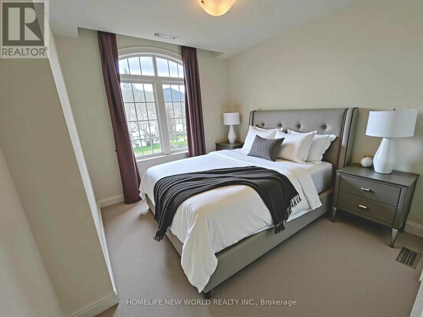 Photo 14 of 14 Temple Manor Road, Brampton ON