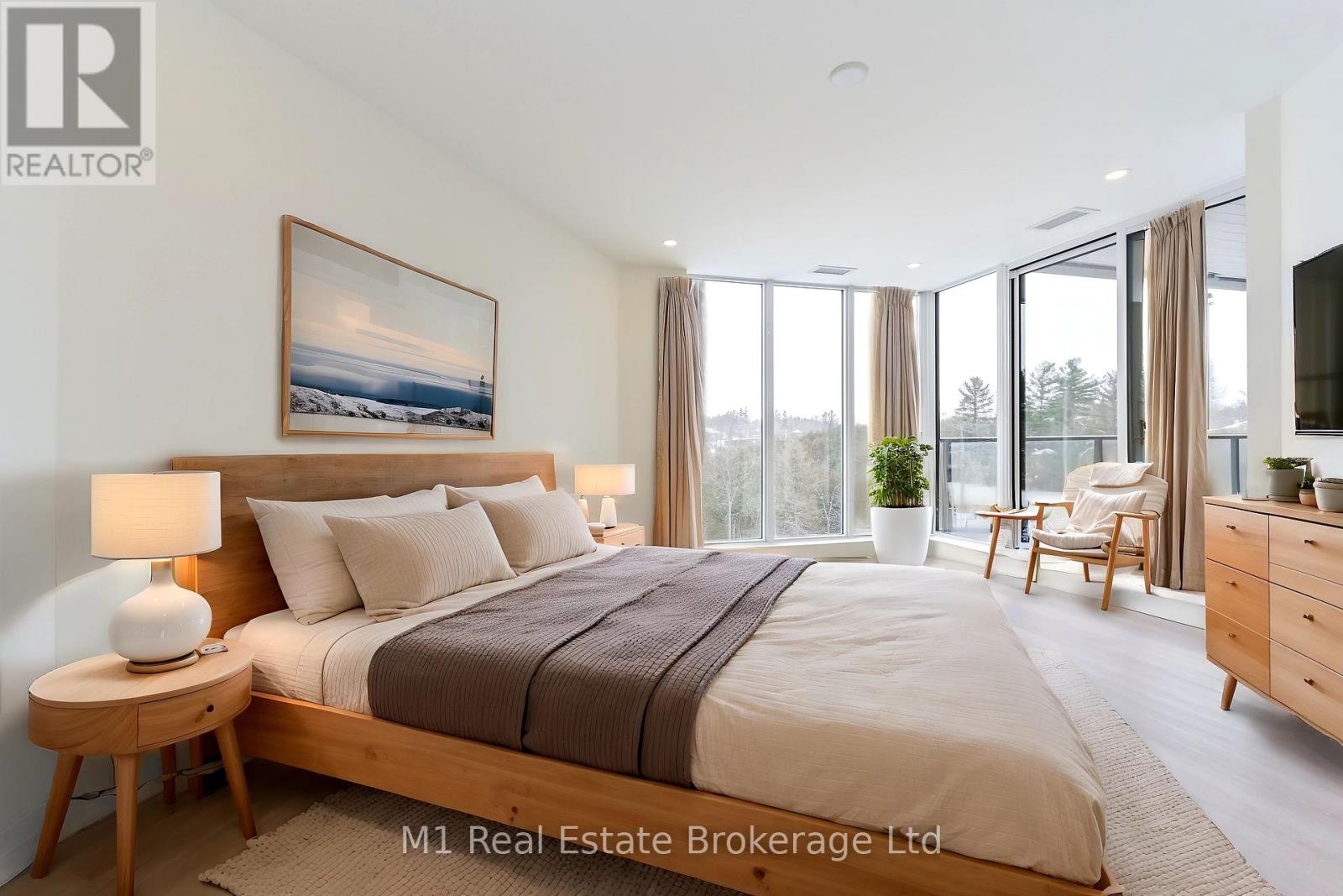 Photo 1 of 402 6523 Wellington 7 Road, Centre Wellington ON