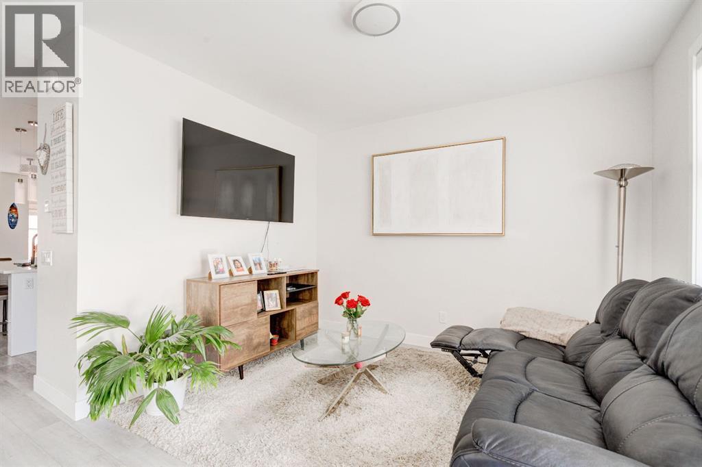 Single Family House for Sale in   Street SE Forest Lawn Calgary 
