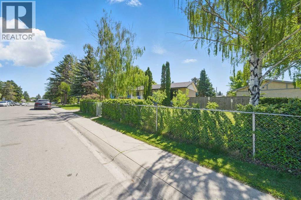Single Family House Bungalow for Sale in  Forego Avenue SE Forest Heights Calgary 