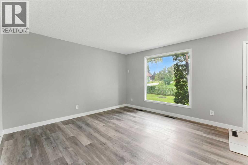 Single Family House Bungalow for Sale in  Forego Avenue SE Forest Heights Calgary 