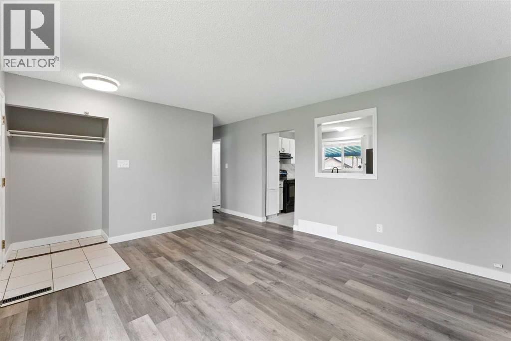 Single Family House Bungalow for Sale in  Forego Avenue SE Forest Heights Calgary 