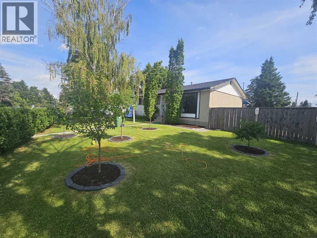 Single Family House Bungalow for Sale in  Forego Avenue SE Forest Heights Calgary 