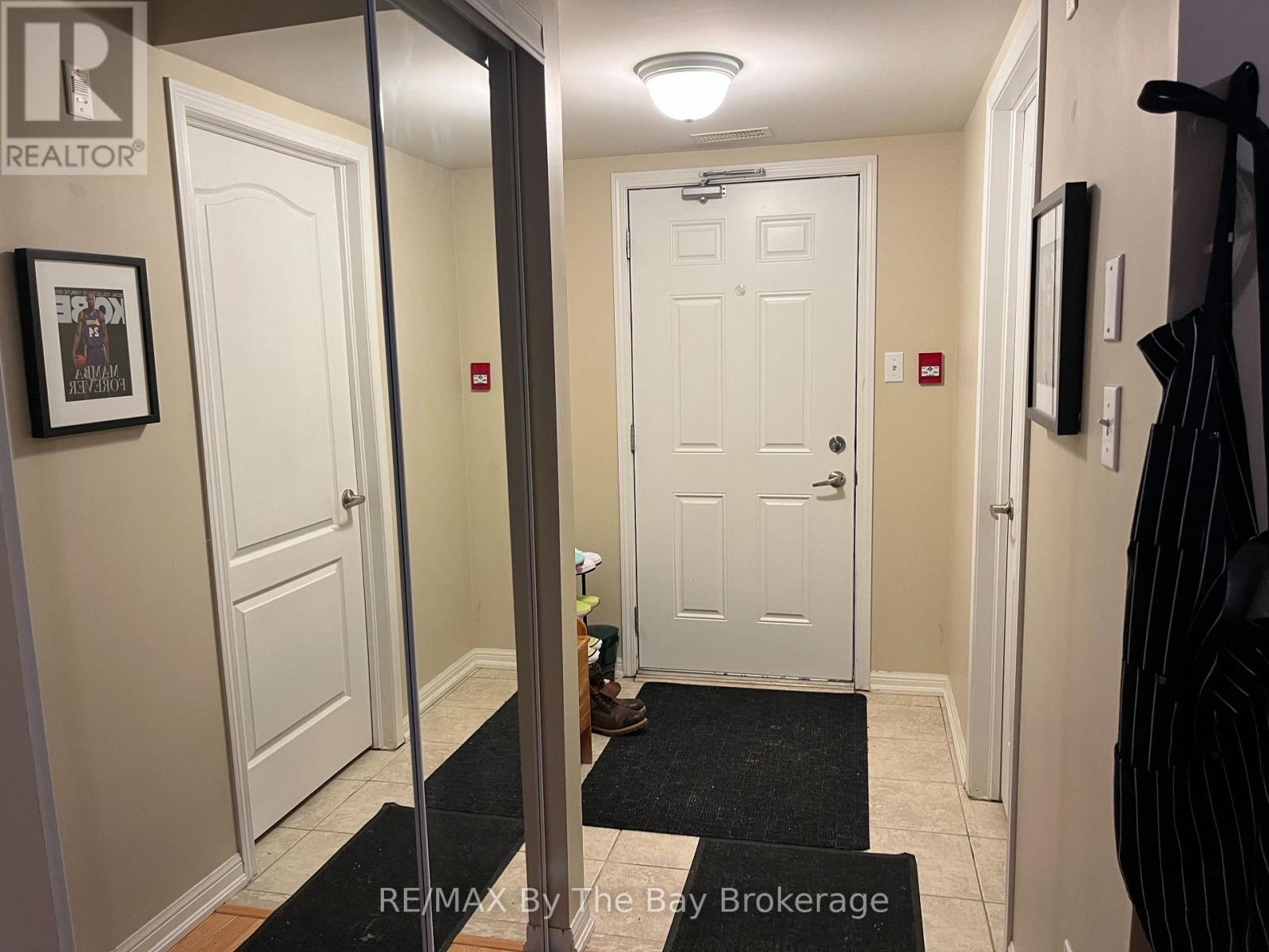 Photo 7 of 312 50 Mulligan Lane, Wasaga Beach ON