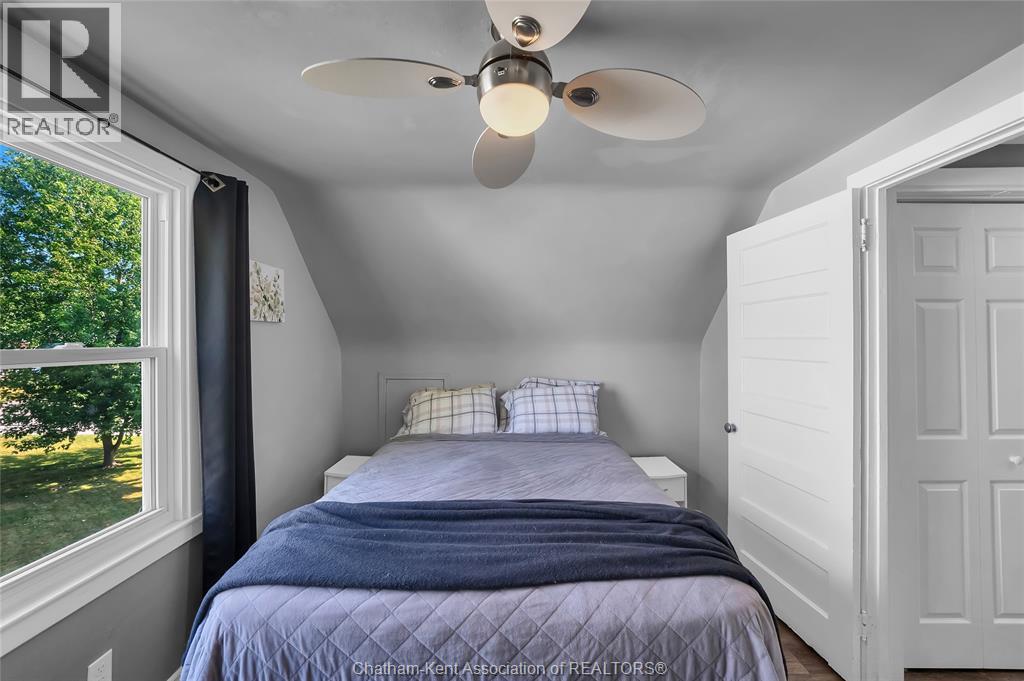 Photo 36 of 98 Mcguigan Avenue, Chatham ON