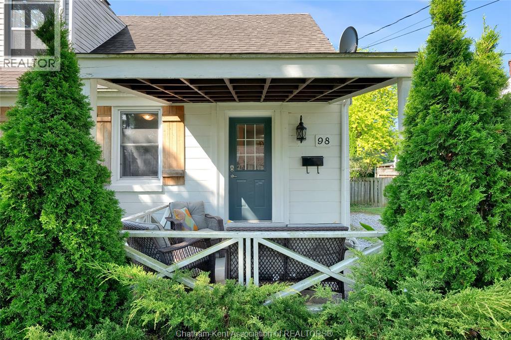 Photo 7 of 98 Mcguigan Avenue, Chatham ON