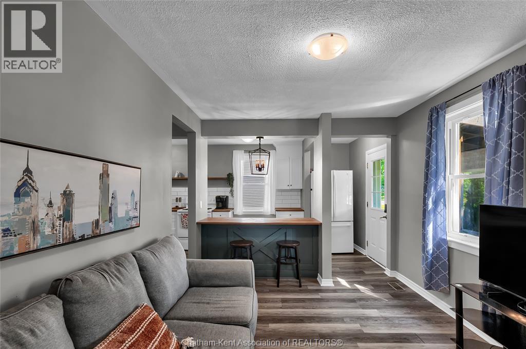 Photo 20 of 98 Mcguigan Avenue, Chatham ON