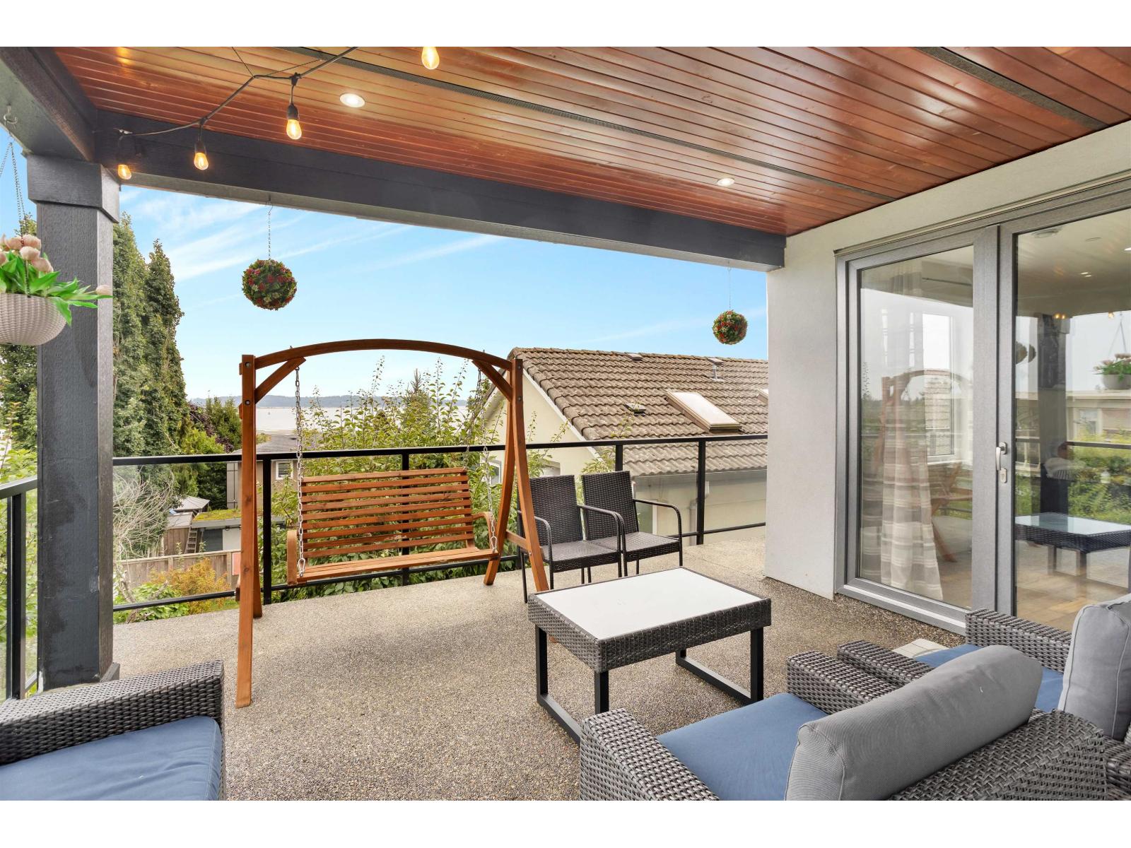 958 KEIL STREET, White Rock