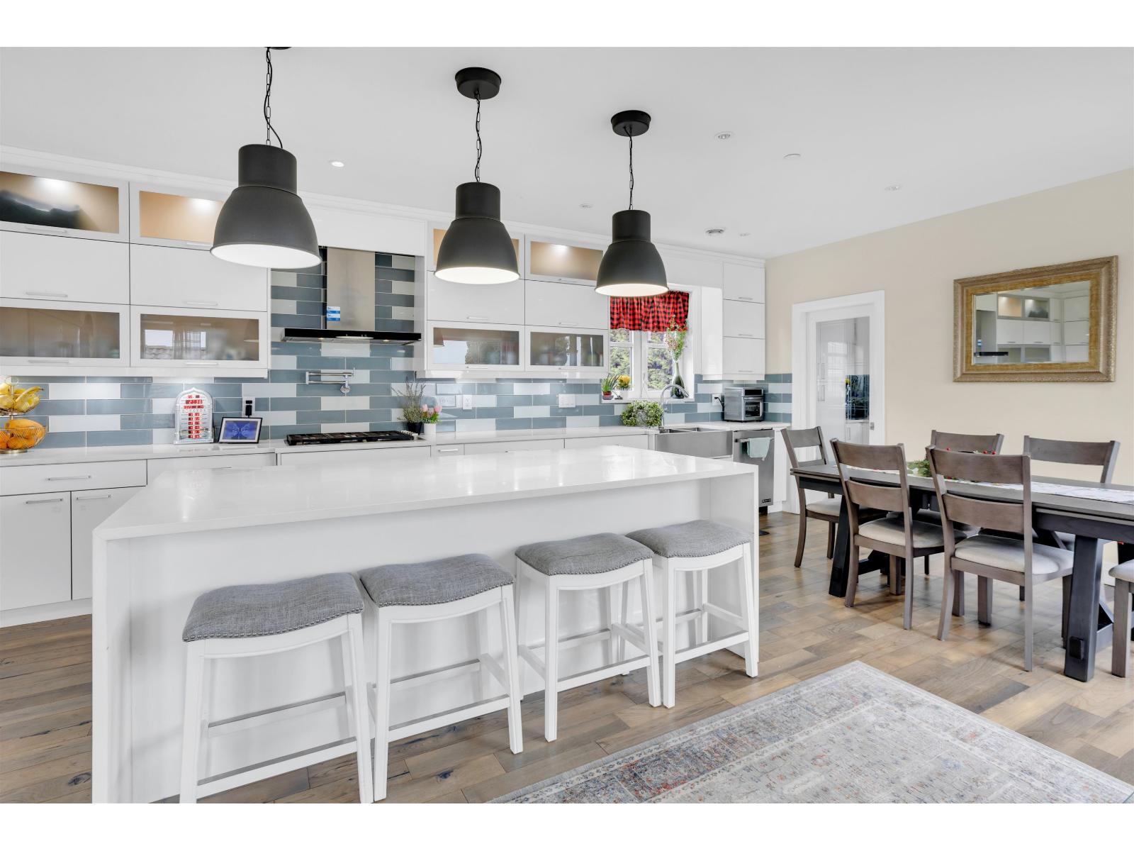 958 KEIL STREET, White Rock