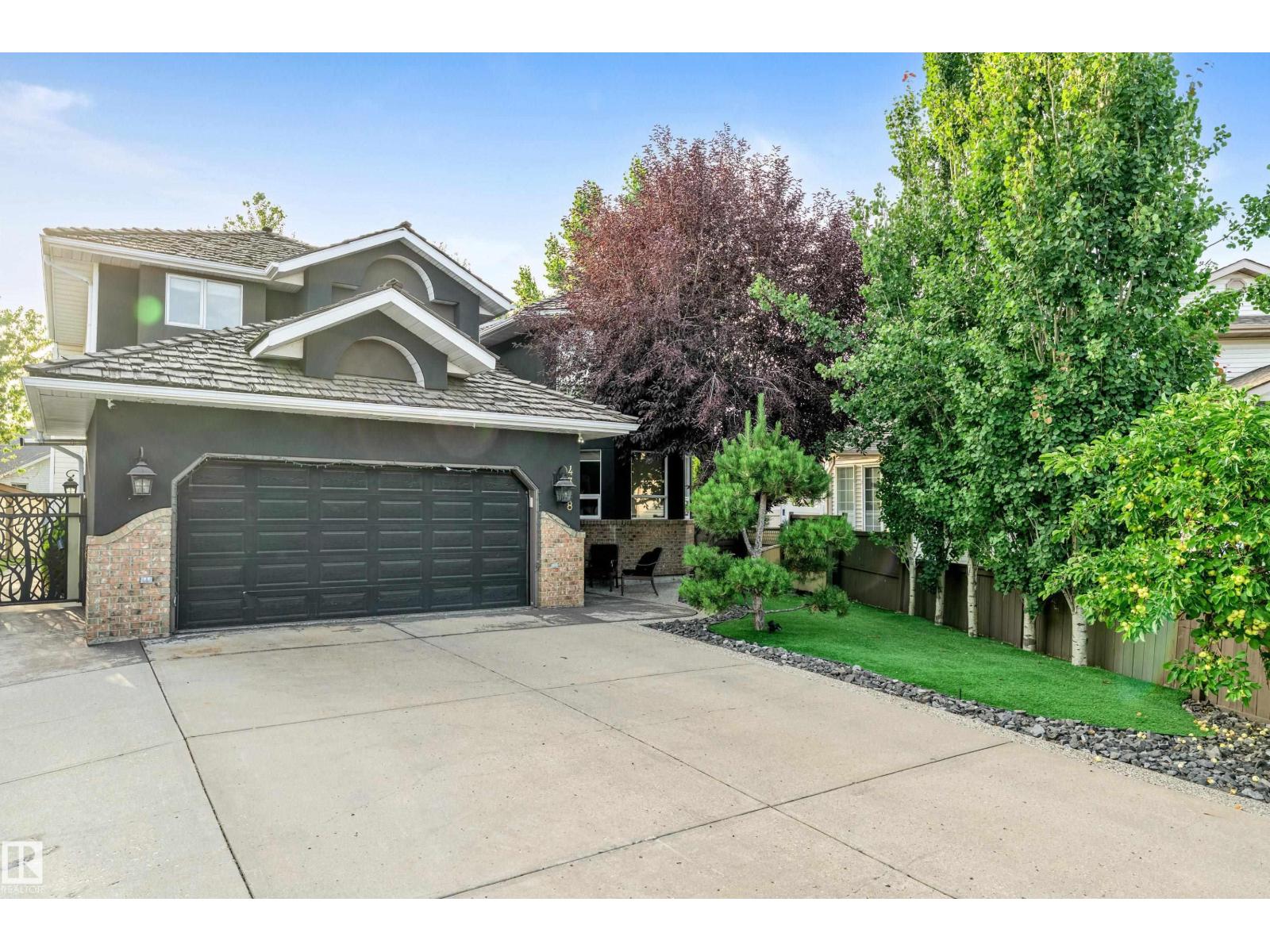 Photo 25 of 4318 46 St Nw, Edmonton AB