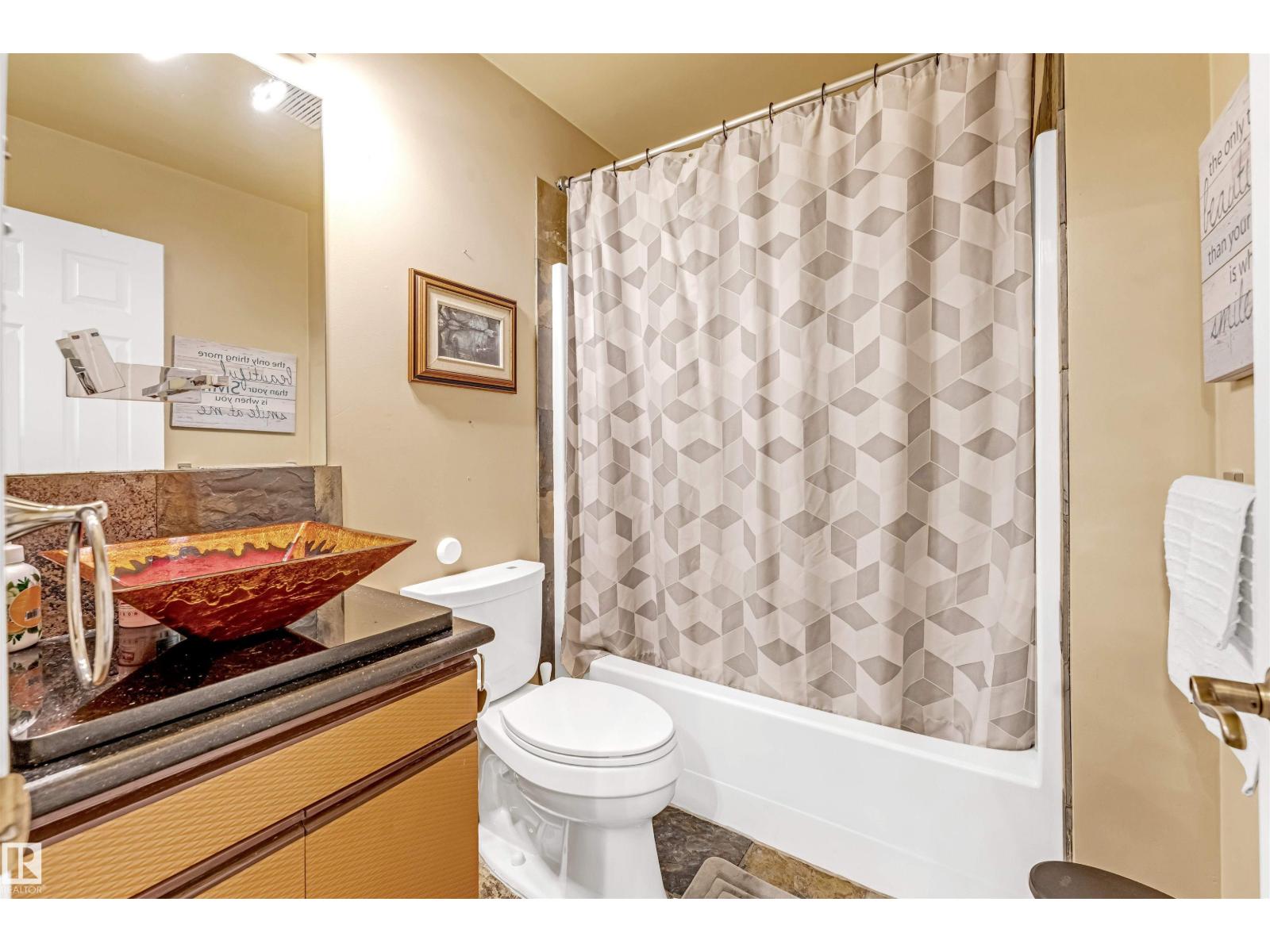 Photo 60 of 4318 46 St Nw, Edmonton AB