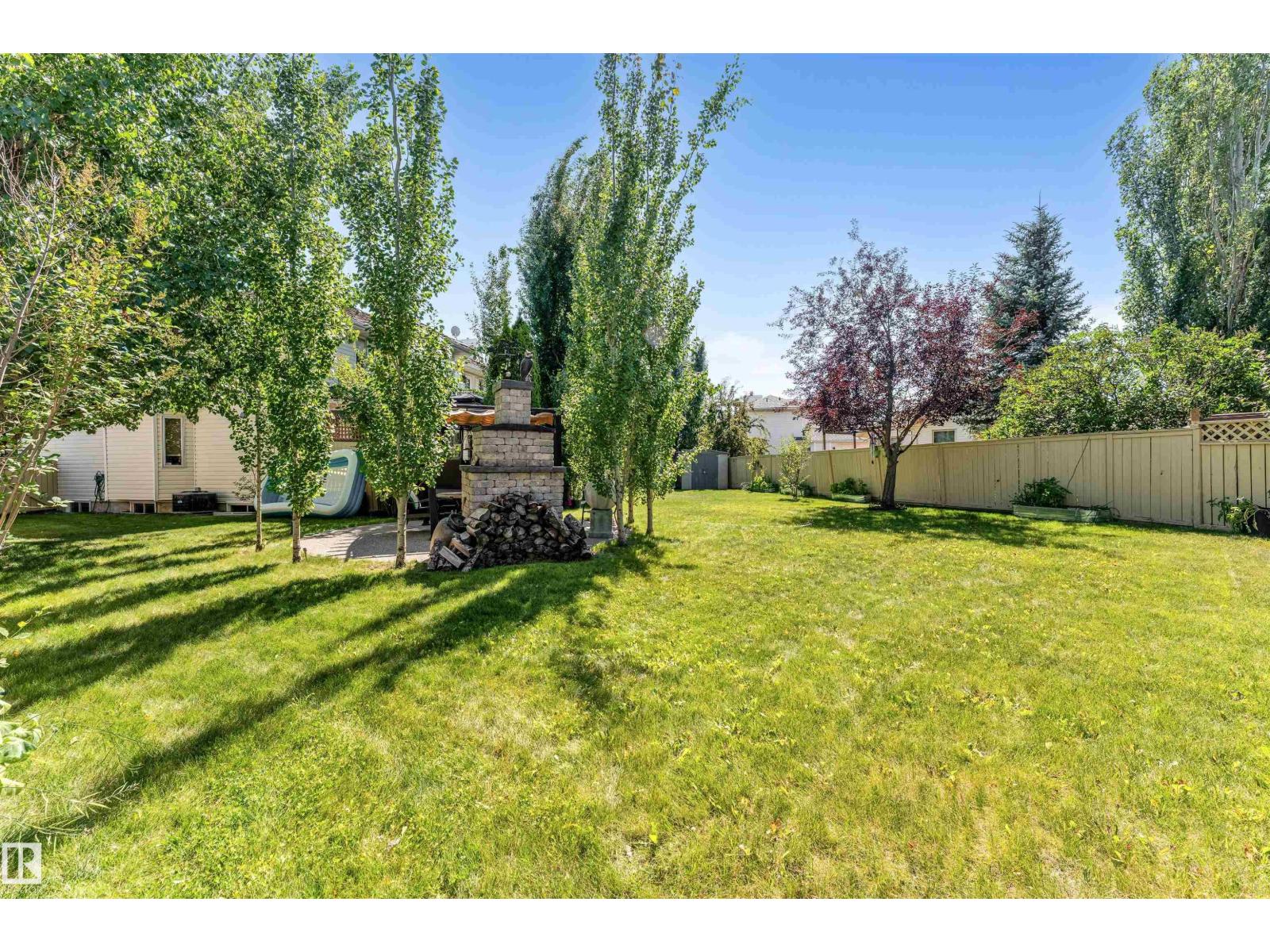 Photo 39 of 4318 46 St Nw, Edmonton AB