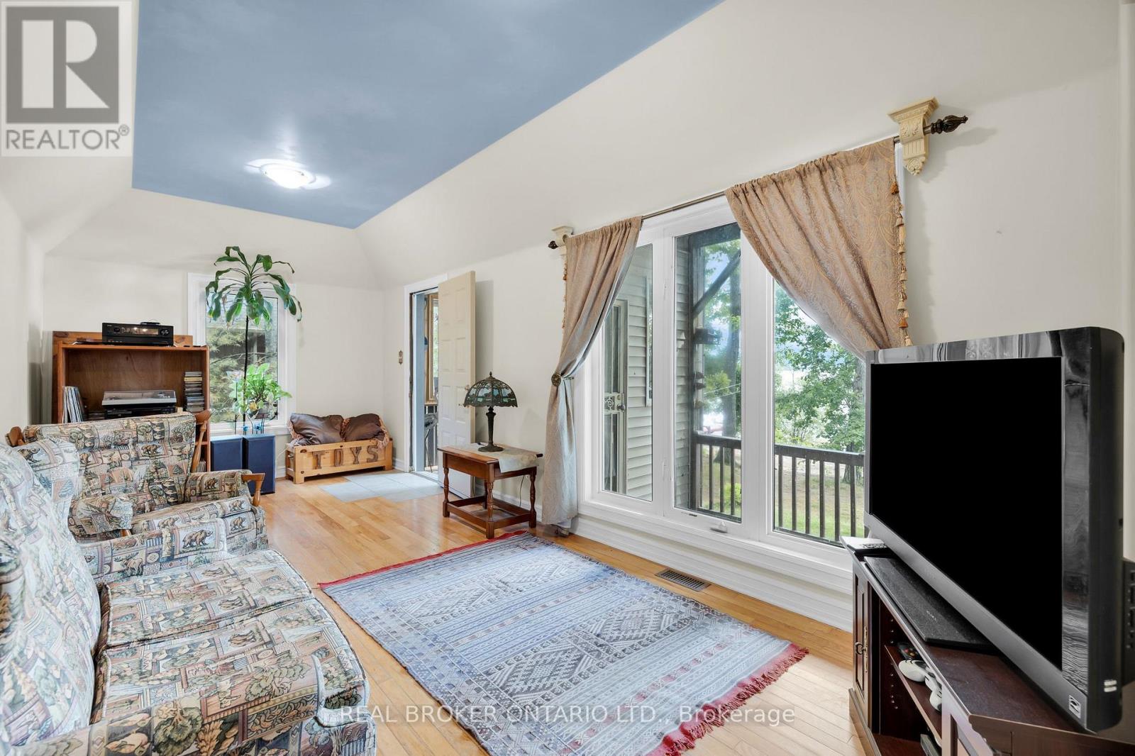 Photo 16 of 164 Baillie Avenue, Ottawa ON
