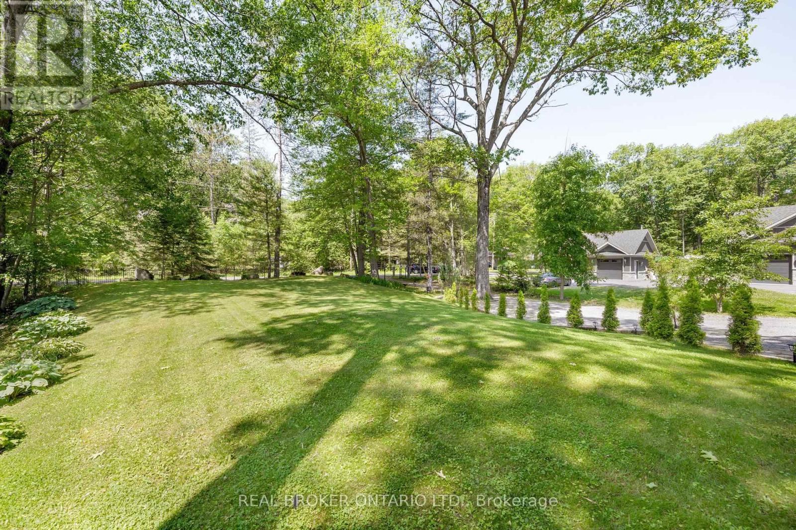Photo 29 of 164 Baillie Avenue, Ottawa ON