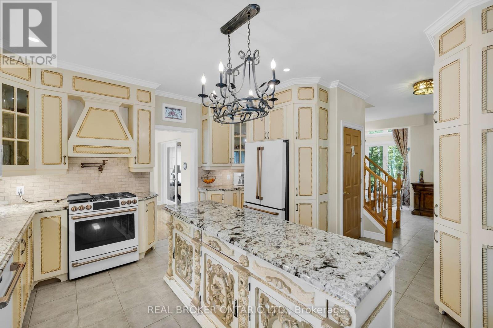 Photo 28 of 164 Baillie Avenue, Ottawa ON