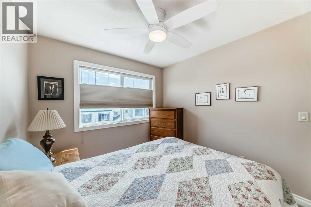 Single Family House 4 Level for Sale in  Dover Mews SE Dover Calgary 
