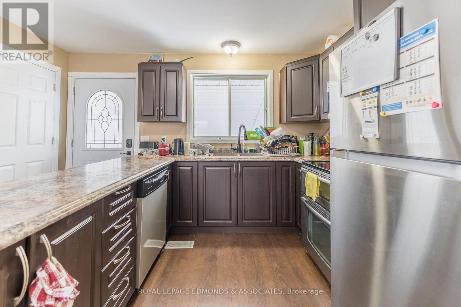 Photo 7 of 513 Broadview Drive, Pembroke ON