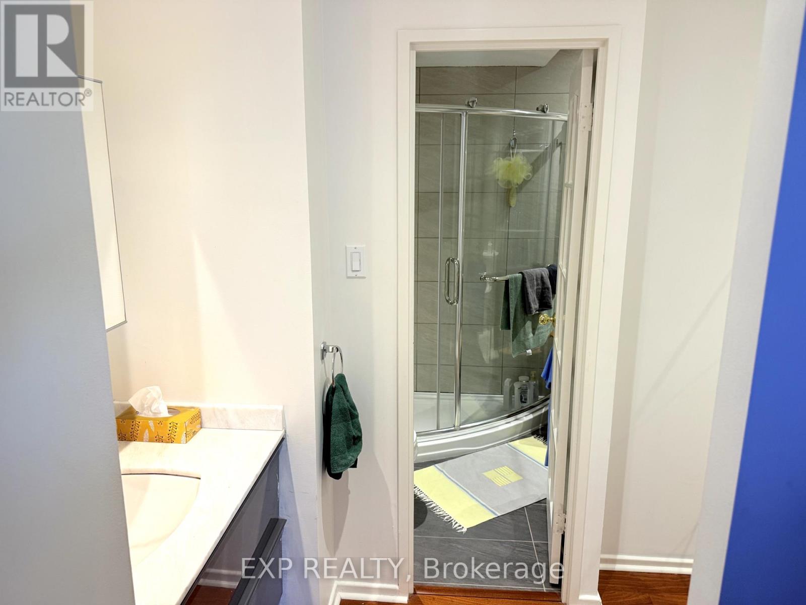 Photo 12 of 306 373 Laurier Avenue E, Ottawa ON