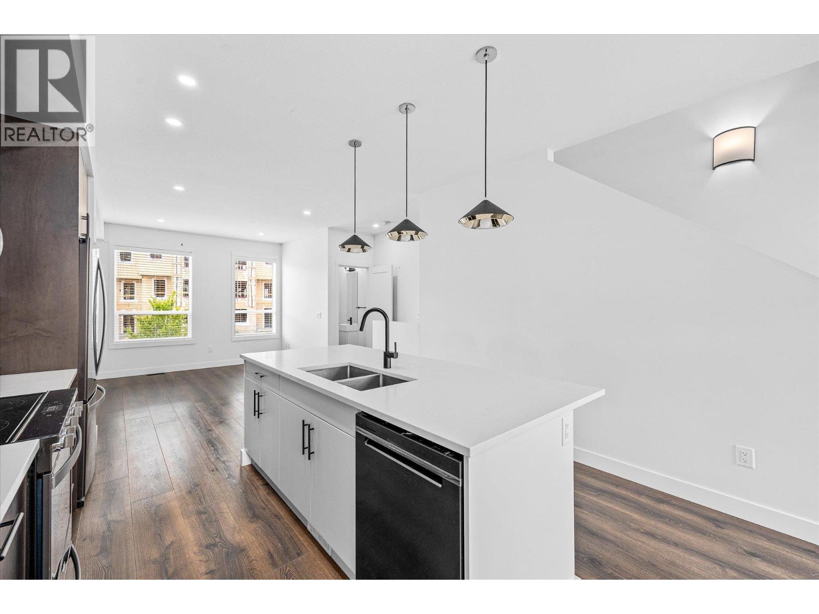 Photo 7 of 610 Academy Way Unit 367, Kelowna BC