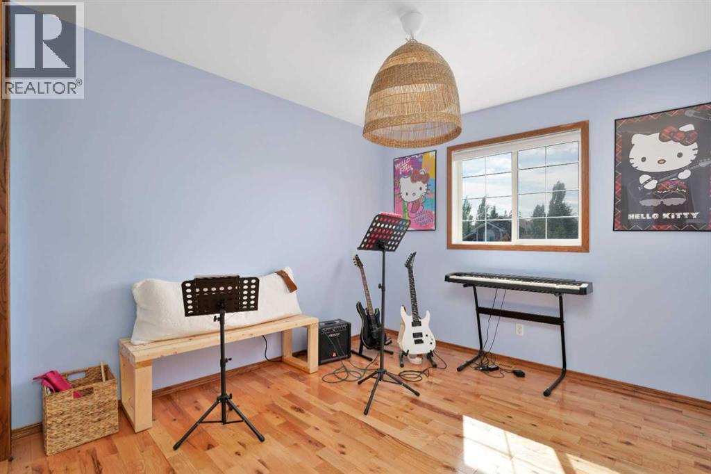 Photo 20 of 15 Pritchard Close, Sylvan Lake AB