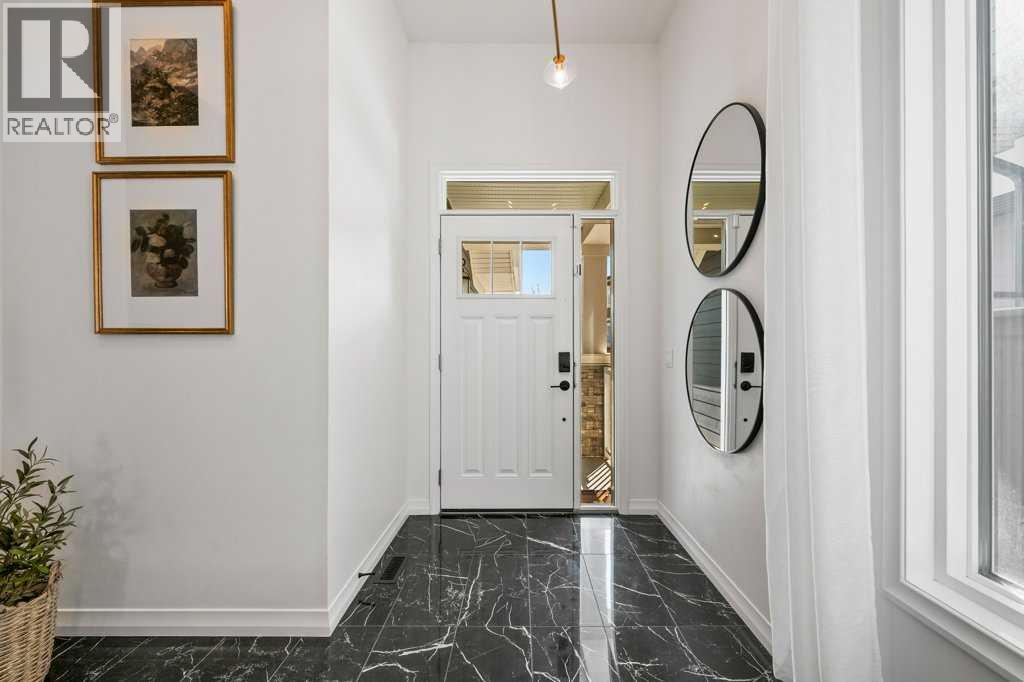 Photo 2 of 237 Magnolia Terrace Se, Calgary AB