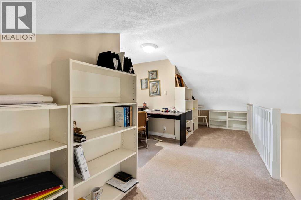 Single Family House for Sale in  Bow Crescent NW Bowness Calgary 