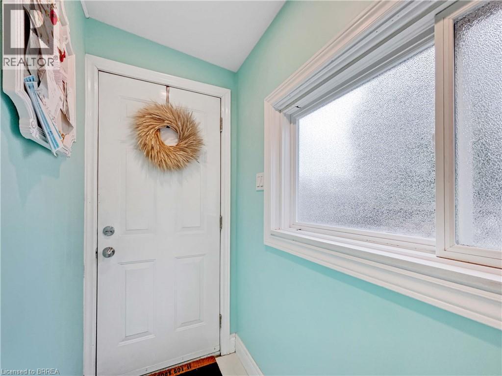 Photo 17 of 71 Harrison Avenue, Hamilton ON