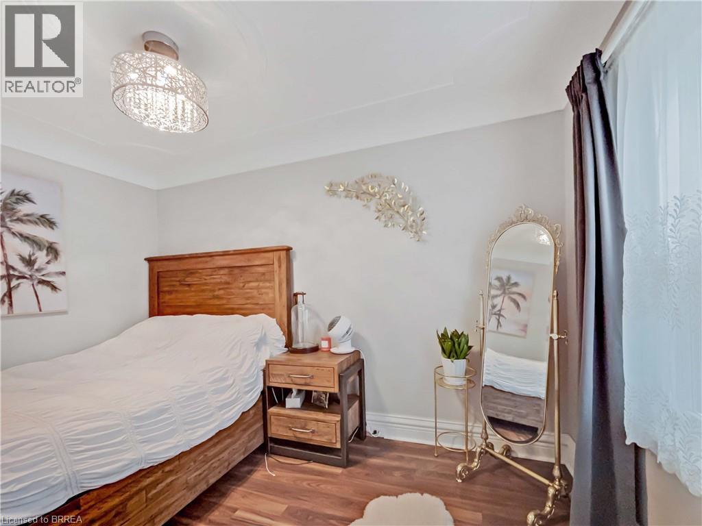 Photo 8 of 71 Harrison Avenue, Hamilton ON