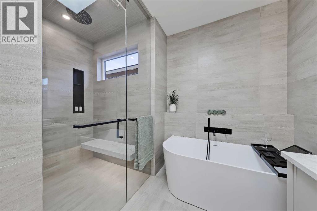Single Family House for Sale in   Avenue SW North Glenmore Park Calgary 