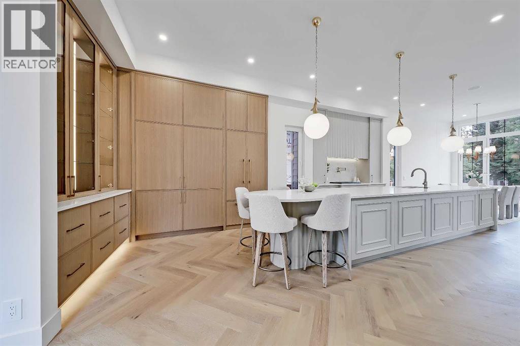Single Family House for Sale in   Avenue SW North Glenmore Park Calgary 