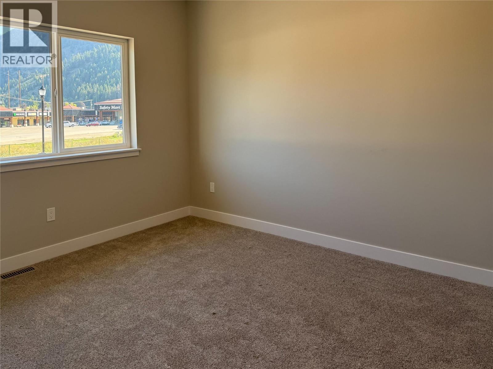 Photo 21 of 302 Brooke Drive Unit Lot B, Chase BC