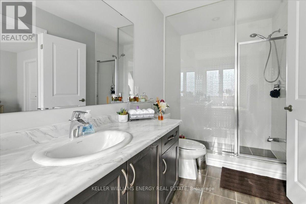 Photo 28 of 6 Marlborough Street, Whitby ON