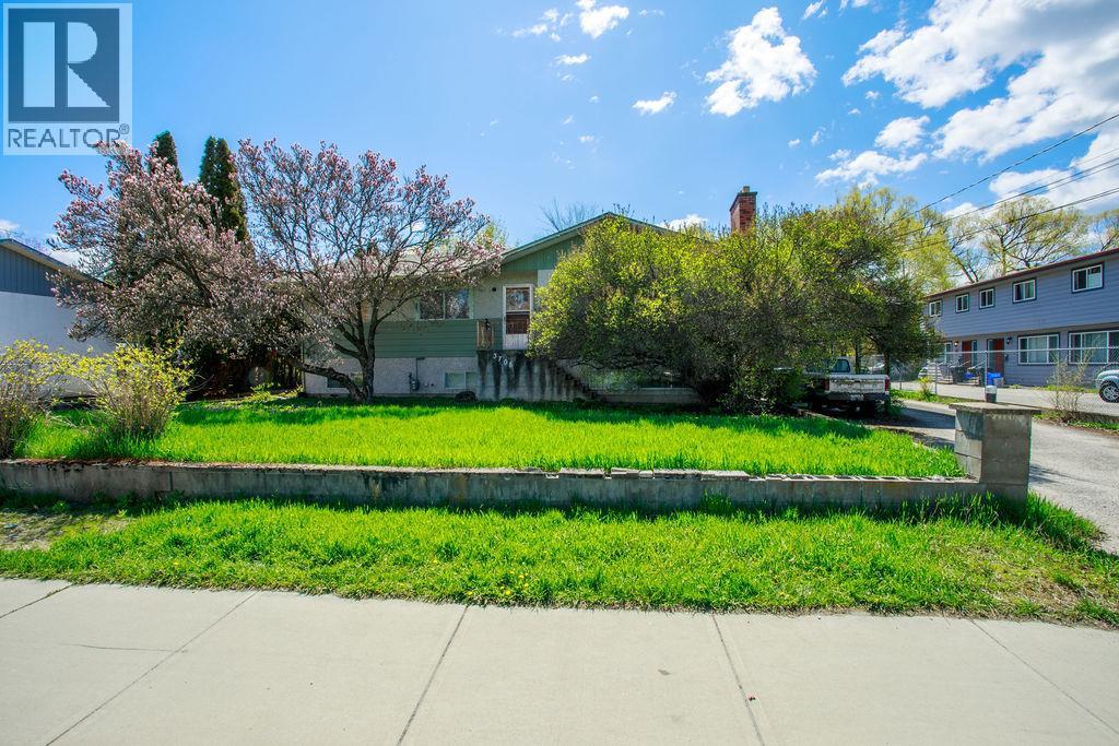  3706 24 Avenue, Vernon