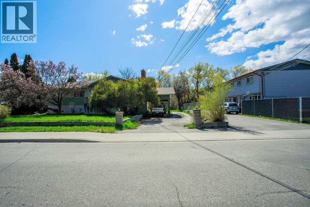  3706 24 Avenue, Vernon