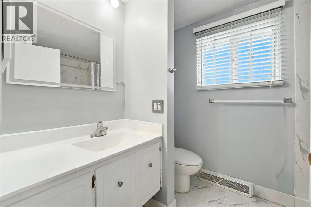 Single Family House for Sale in  Doverville Crescent SE Dover Calgary 