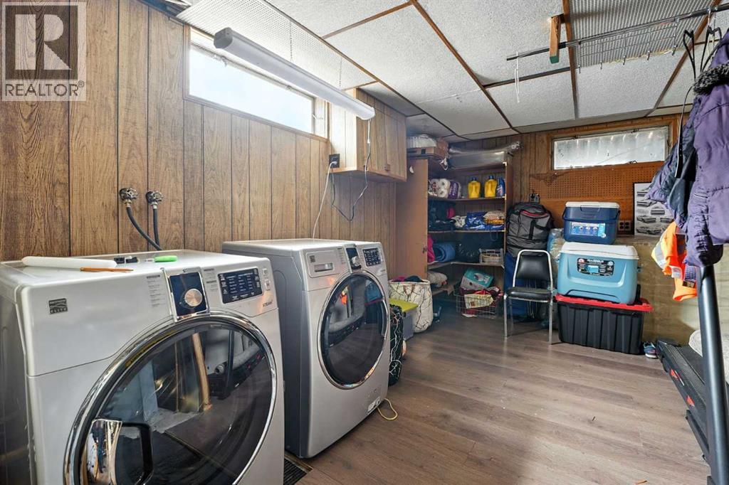 Single Family House for Sale in  Doverville Crescent SE Dover Calgary 
