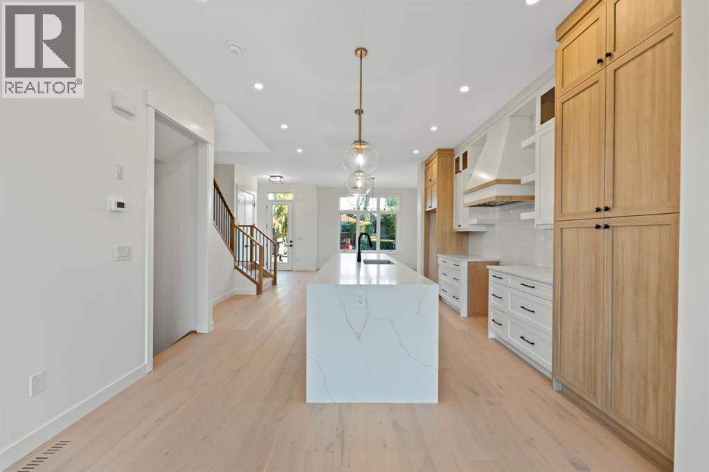 Single Family House for Sale in   Avenue SW Richmond Calgary 
