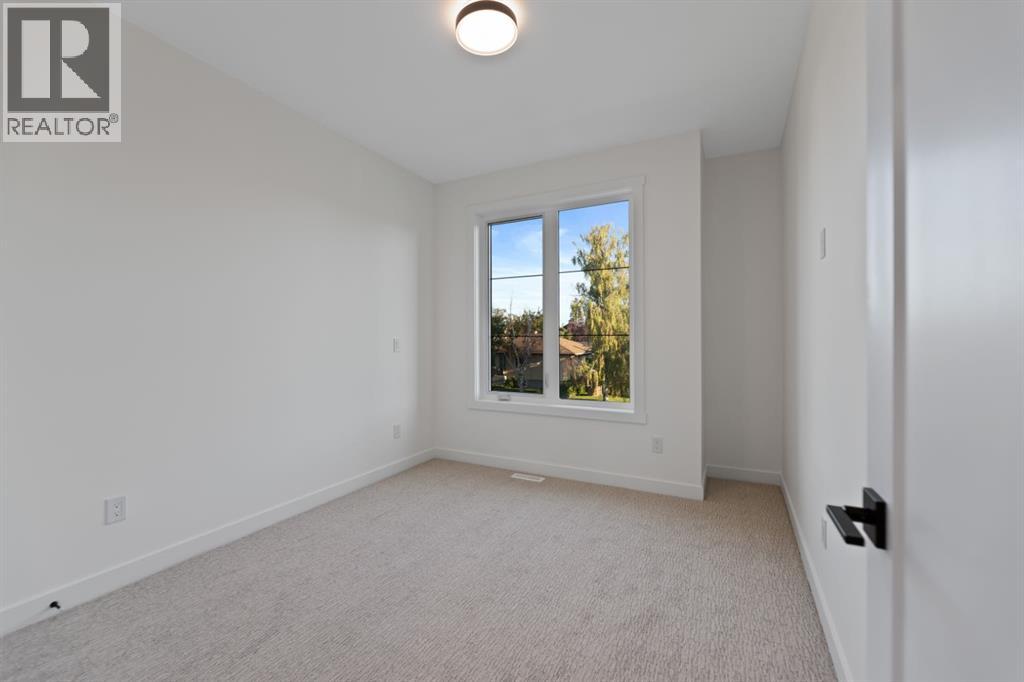 Single Family House for Sale in   Avenue SW Richmond Calgary 