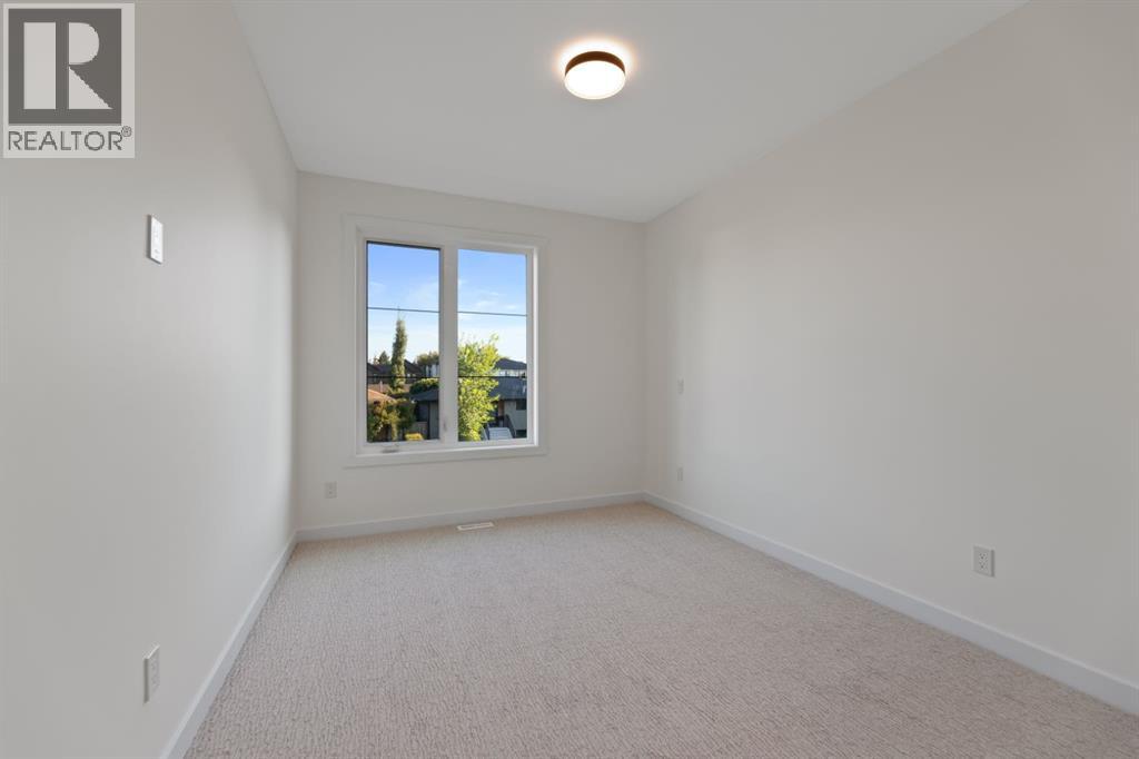 Single Family House for Sale in   Avenue SW Richmond Calgary 