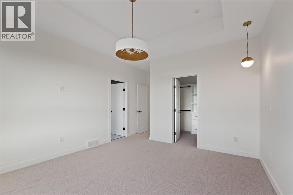 Single Family House for Sale in   Avenue SW Richmond Calgary 