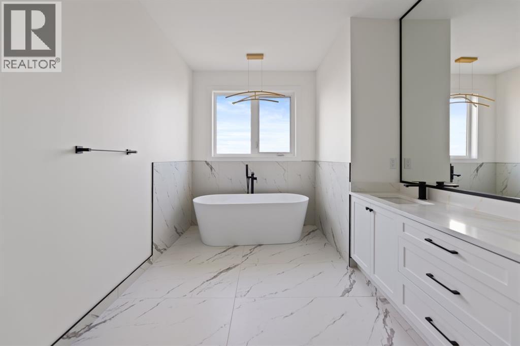 Single Family House for Sale in   Avenue SW Richmond Calgary 