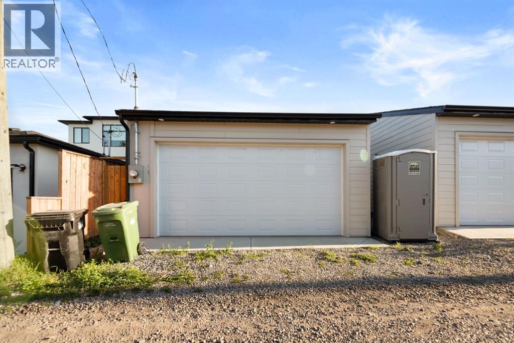 Single Family House for Sale in   Avenue SW Richmond Calgary 