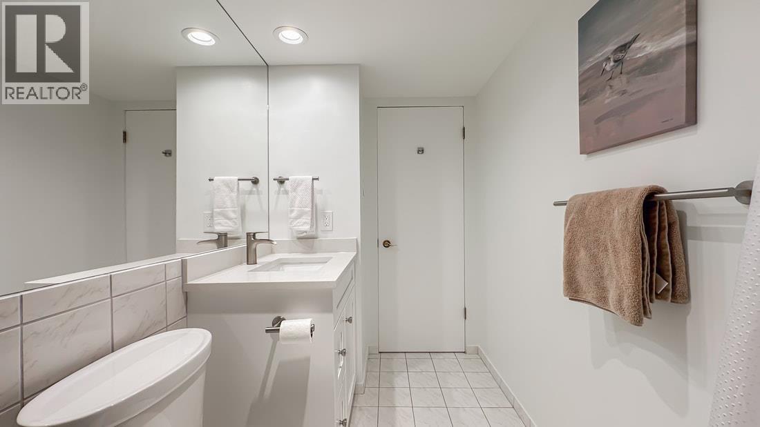 Photo 18 of 2204 4160 Sardis Street, Burnaby BC