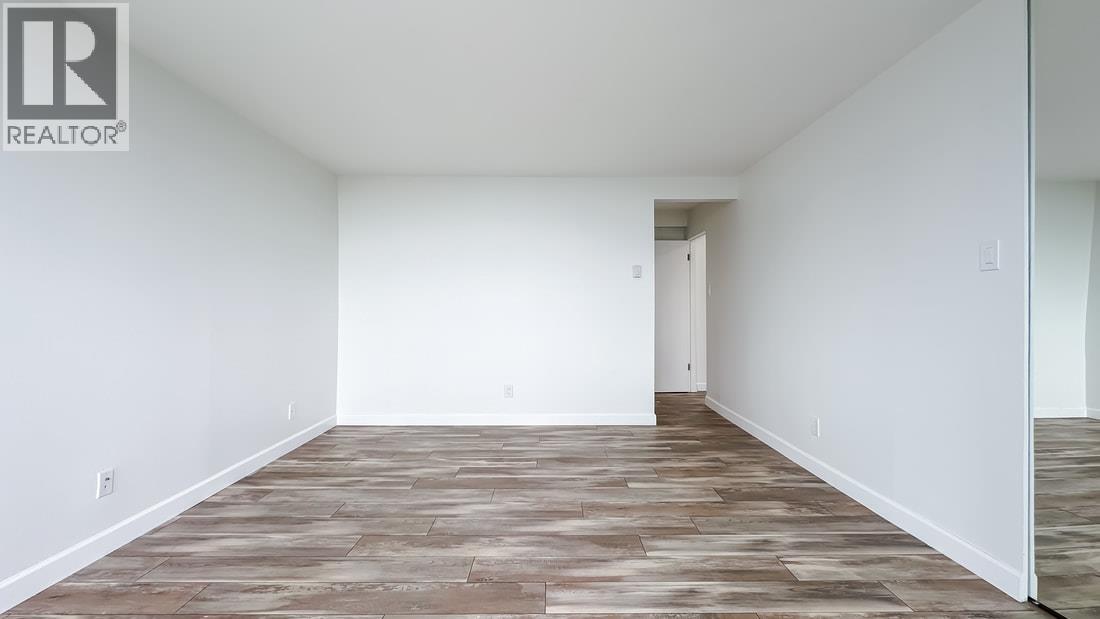 Photo 15 of 2204 4160 Sardis Street, Burnaby BC