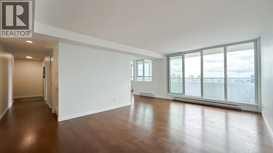 Photo 4 of 2204 4160 Sardis Street, Burnaby BC