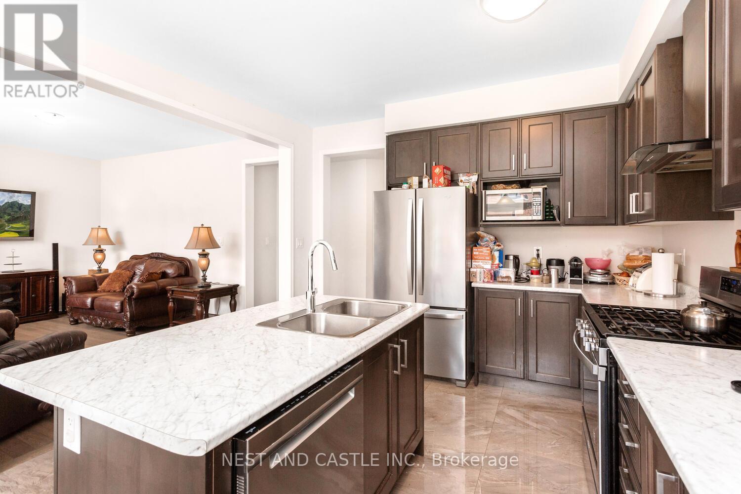 Photo 14 of 146 Cactus Crescent, Hamilton ON
