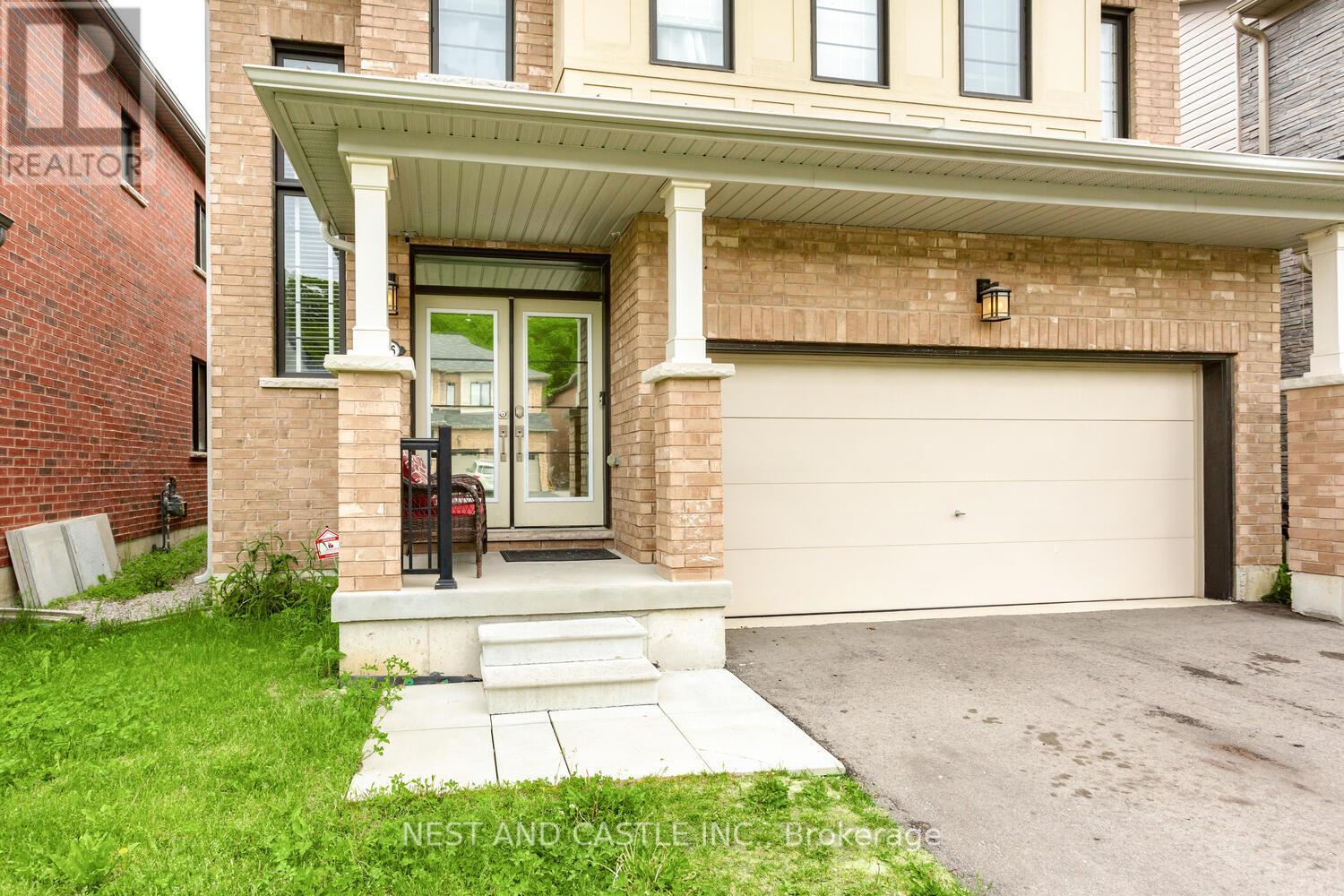 Photo 2 of 146 Cactus Crescent, Hamilton ON